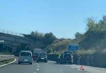 Incidente lungo la tangenziale: coinvolte tre automobili
