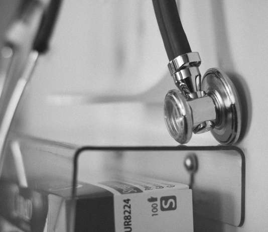 Morta dopo tre interventi chirurgici: il Pm chiede la condanna dei medici