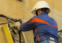 Blackout alla rete elettrica, disagi per 2500 utenze Enel Distribuzione al lavoro per ripristinare la corrente elettrica a Corso Umberto