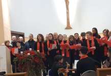 FOTO/ ‘Concerto di Natale’ a San Modesto, i canti emozionano la comunità