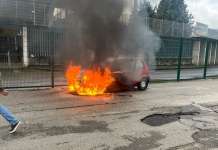 Auto in fiamme in prossimità della Curva Nord del ‘Vigorito’, paura per una 31enne