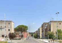 Festività natalizie, anticipati i mercati rionali di via Delcogliano e via Bonazzi