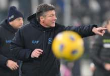 Mazzarri, musi lunghi e promesse: “Gira male, ma col Barça ce la giochiamo”