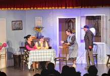 Teatro Arbostella, in scena gli esilaranti equivoci di ‘Gennaro Belvedere Testimone cieco’ di Di Maio