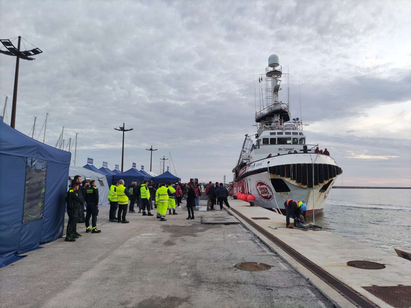 Sbarca oggi a Salerno nave con 84 migranti, il sindaco chiede ‘integrazione’