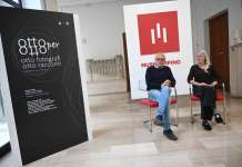 “To be (that woman)”: gli scatti insieme alle scuole