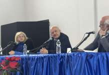 De Luca tra gli studenti ‘De Sanctis’ tra Costituzione e piazza della Libertà