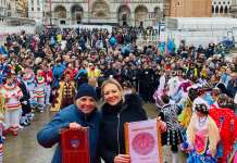 VIDEO/ FOTO La Zeza di Bellizzi incanta il Carnevale di Venezia