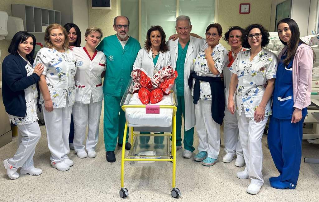 Donate uova di Pasqua alle ‘mamme e ai neonati’ dell’Ospedale Fatebenefratelli