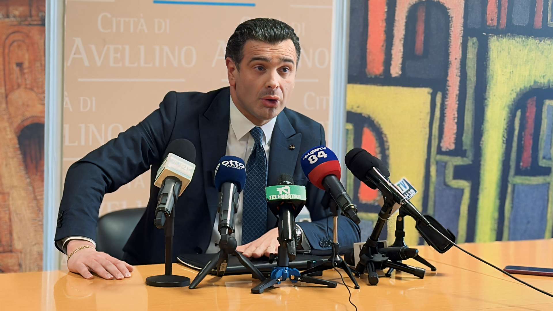 Avellino, arresti domiciliari per l’ex sindaco Gianluca Festa: le reazioni