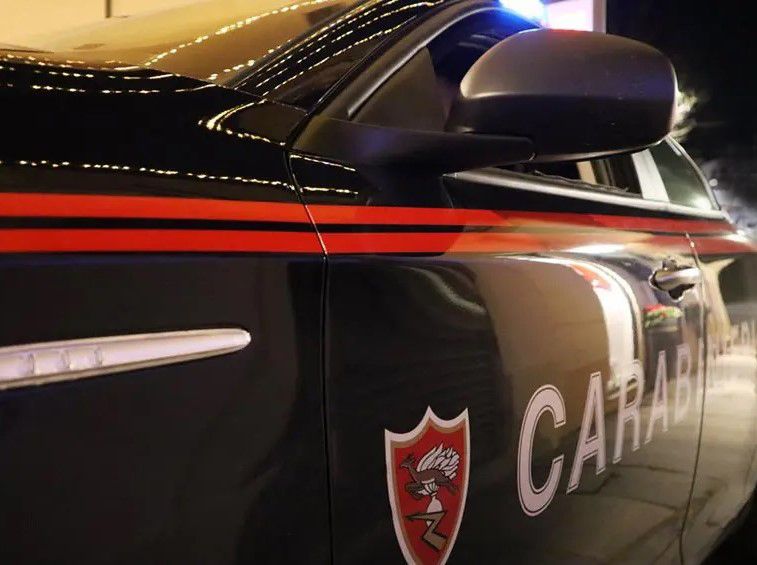 Castellammare di Stabia, carabinieri arrestano pusher 67enne