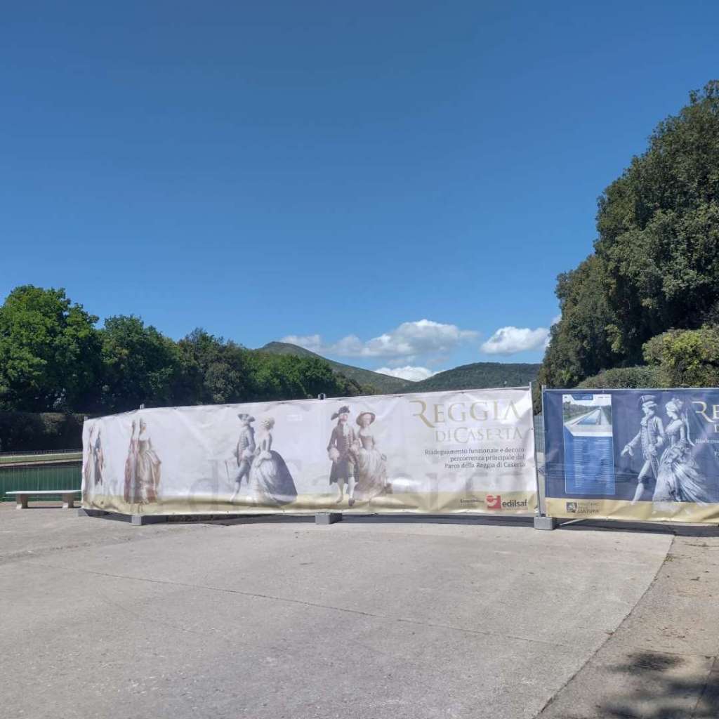 FOTO/ Reggia di Caserta, lavori ai viali nel Parco reale