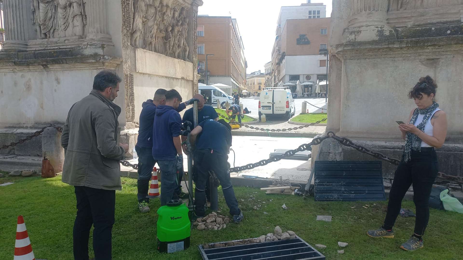 Arco di Traiano: la Soprintendenza monitora il sottosuolo