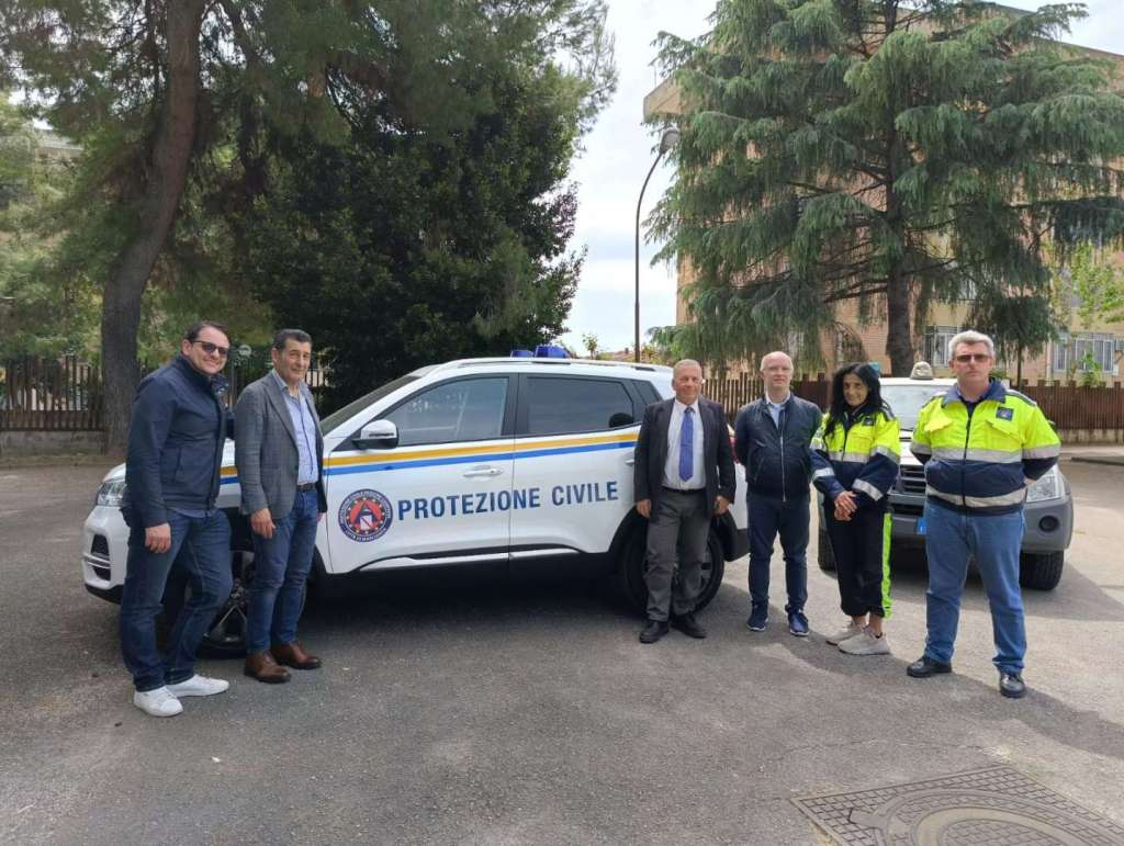 Marcianise, consegnate auto nuove e attrezzature alla Protezione Civile