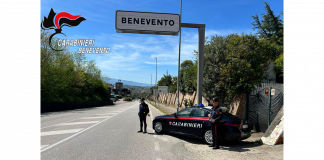 Evade dai domiciliari, fermato a bordo di un’auto rubata: 43enne in carcere
