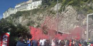 FOTO/ Porto, in sciopero i lavoratori anche a Salerno: adesione massiccia