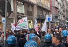 VIDEO/ Protesta contro Nato a Napoli, scontri manifestanti-Polizia