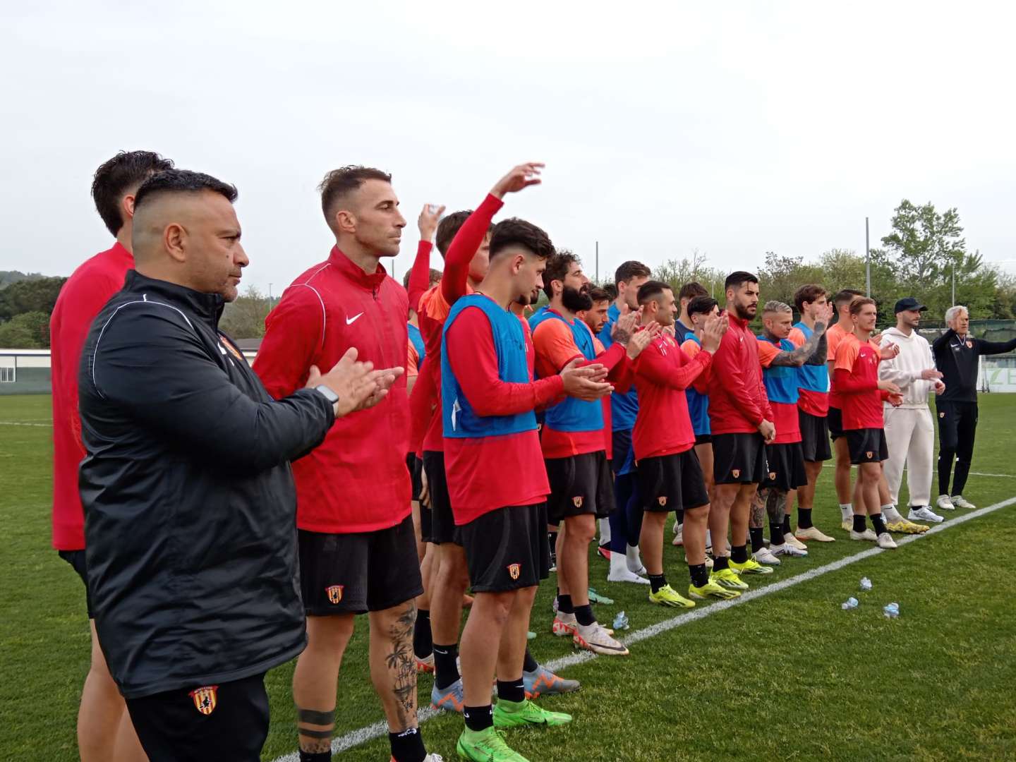 Benevento, seduta a porte aperte al ‘Vigorito’: tifosi pronti ad abbracciare la squadra