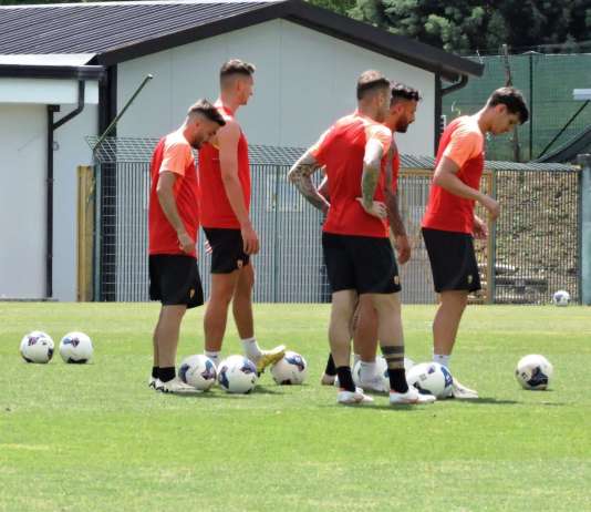 FOTO/ Road to Sassari, seduta a porte aperte all’Imbriani per il Benevento: vibrazioni giuste e clima disteso