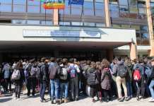 Spese scolastiche e trasporti, studenti del ‘De Liguori’ in sciopero