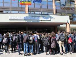 Spese scolastiche e trasporti, studenti del ‘De Liguori’ in sciopero