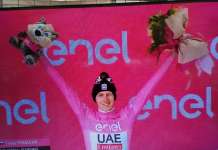FOTO&VIDEO/ Il Giro travolto dal calore del Sannio vestito di rosa