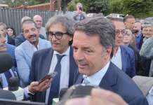 Napoli, Renzi: “L’ambientalismo forte dell’UE porta alla chiusura della aziende qui”