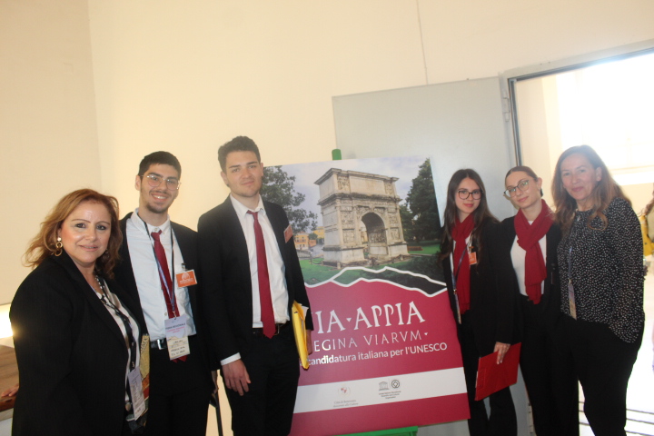 FOTO/ Ragazzi in gara per i ‘Campionati di Imprenditorialità’: tre Regioni si sfidano in città