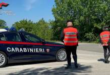 Fermato dai Carabinieri fornisce le generalità del gemello: arrestato