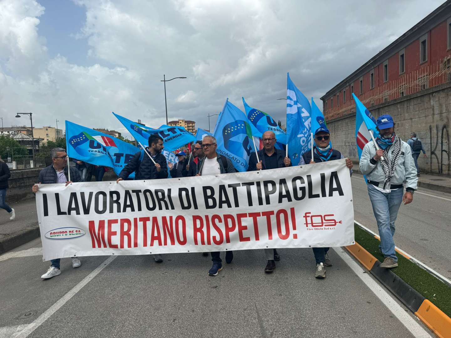 VIDEO/ Corteo Primo Maggio, sfilano anche lavoratori Prysmian Fos