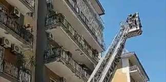 Pastena, fiamme in casa da un piano cottura
