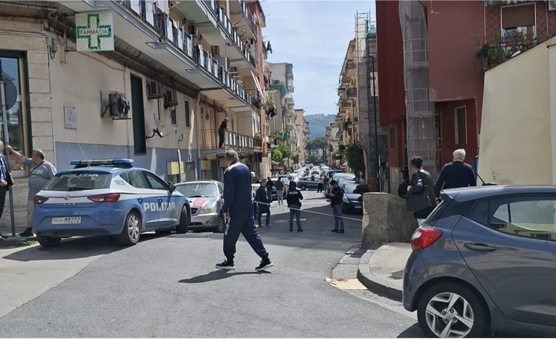 Bagnoli, spari contro palazzo stanotte: si indaga su recenti fibrillazioni malavitose