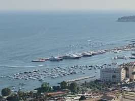 Porto Mergellina, ambientalisti contro l’allargamento: “Il mare ai cittadini, non al business”