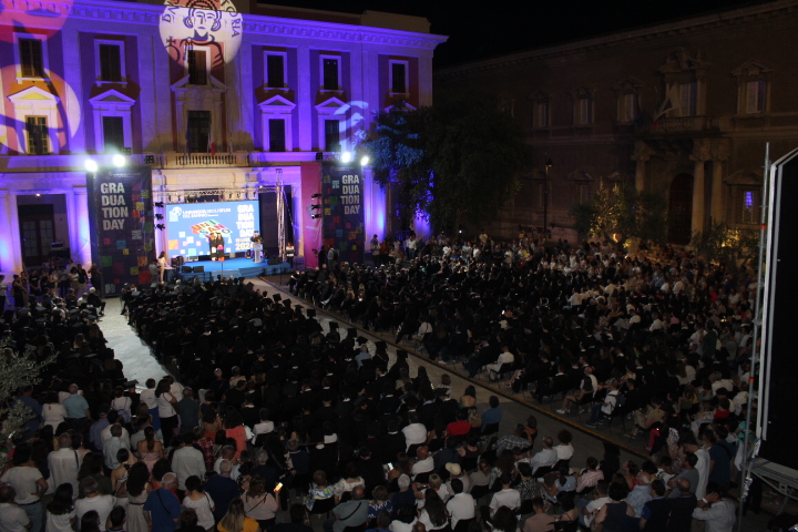 Unisannio, il 18 luglio il ‘Graduation Day’ per seicento studenti Unisannio, il 18 luglio il ‘Graduation Day’ per seicento studenti