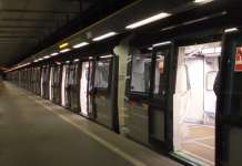 Chiaiano, in 15 senza biglietto nella metro: aggrediscono addetti a calci e pugni