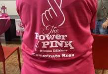 Alla Camminata rosa gelato gratis sostenendo una guerriera