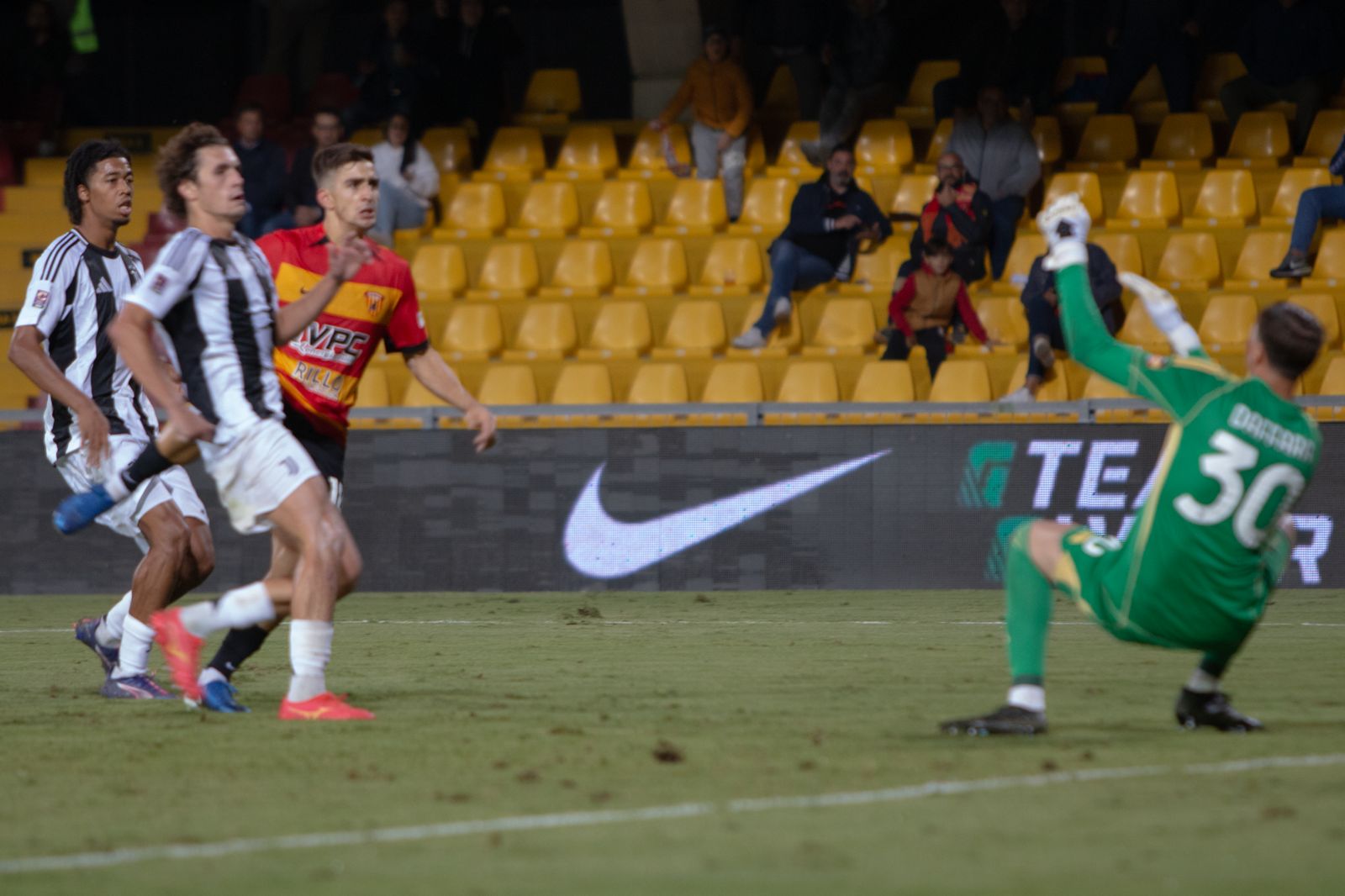 Benevento Juventus NG, i convocati di Auteri: assente a sorpresa un difensore Benevento Juventus NG, i convocati di Auteri: assente a sorpresa un difensore
