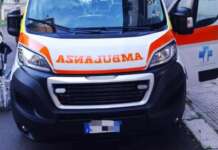 Rione Petrosino, crolla rampa di scale: feriti due operai