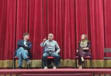 Il pugile Oliva si racconta e sprona gli studenti: “A testa alta”