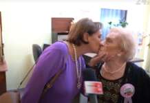 VIDEO/ Il compleanno di nonna Antonietta al Residence ‘Calicantus’: 100 anni di sorrisi e amore