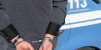 Arrestato il conducente del Suv che ha travolto la volante della Polizia: positivo a test droga