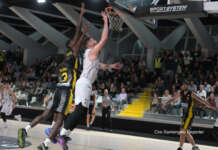 Paperdi, sfatato il tabù palaPiccolo: arriva la prima vittoria interna