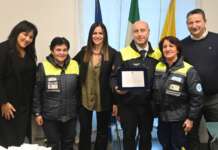 Enza Amato: una targa per riconoscere l’impegno dei volontari della Protezione Civile