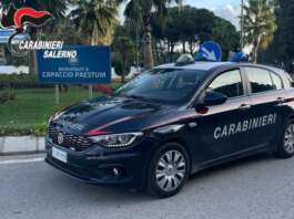 Prima gli spari, poi l’auto in fiamme: ex assessore ferito lungo il litorale