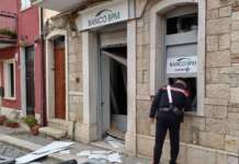 Assalti ai bancomat: arrestate cinque persone