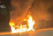 Taurano, fiamme ad un’auto: si segue la pista dolosa