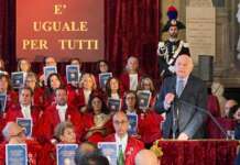 VIDEO/ Anno giudiziario Napoli, Nordio parla e i magistrati gli protestano sotto il naso