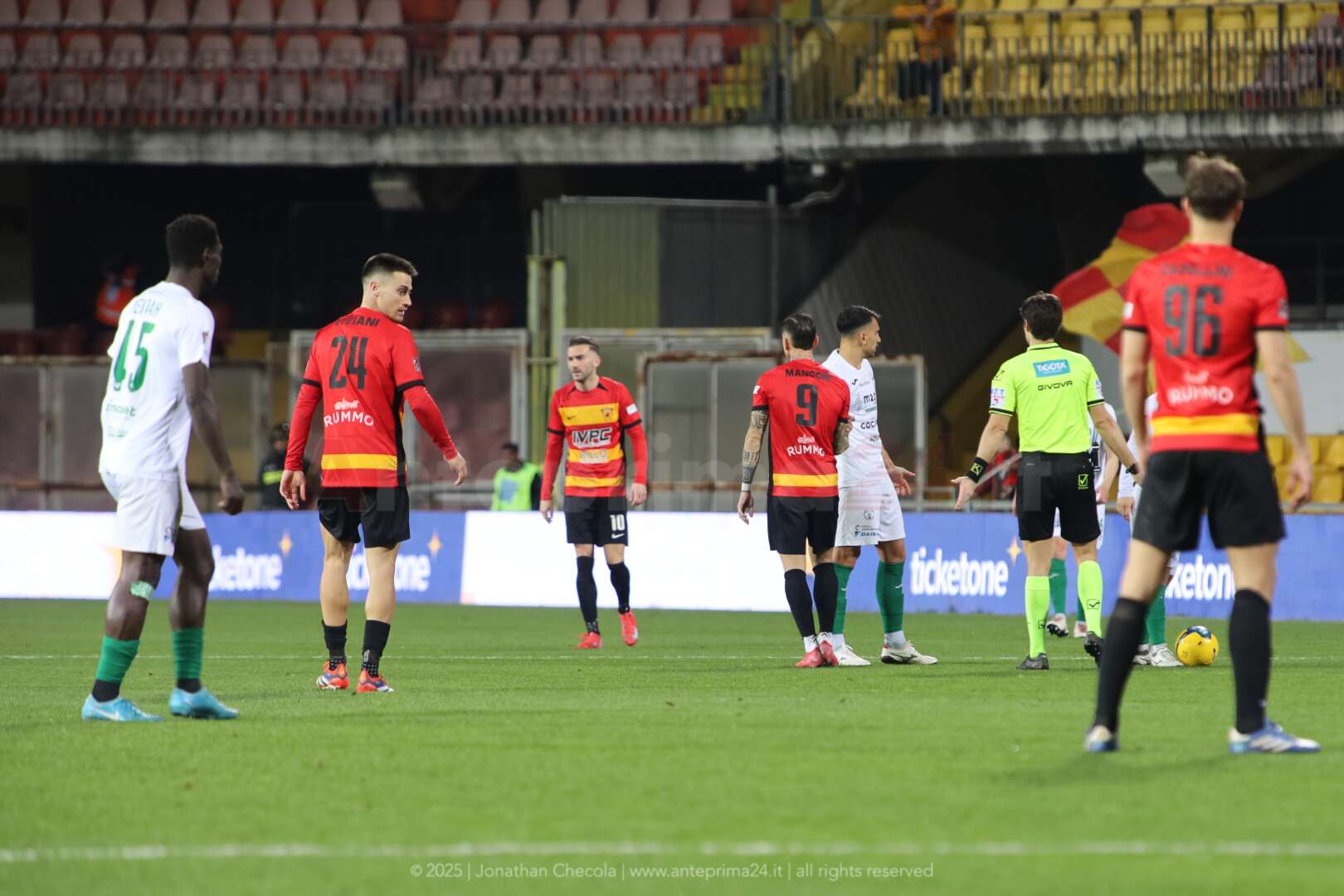 Benevento, per il diesse avanza la candidatura di un big di serie B Benevento, per il diesse avanza la candidatura di un big di serie B