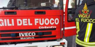 Incendio in appartamento, evacuato intero condominio a Nola