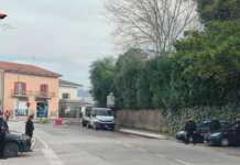 “Rapinano i bambini”, nuova catena fake allarma le famiglie